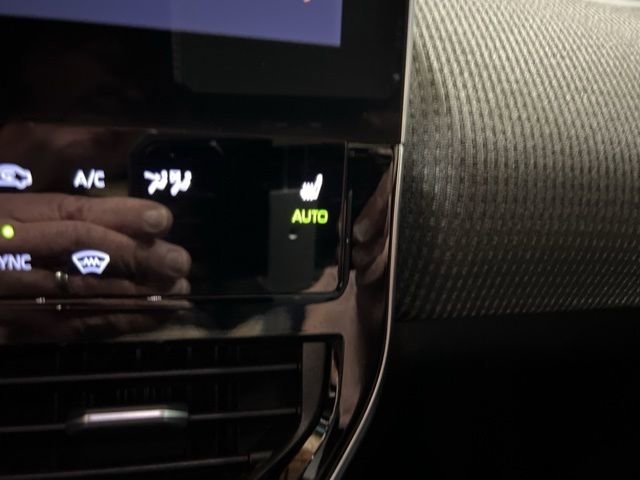 Used 2023 Subaru Solterra AWD image 37