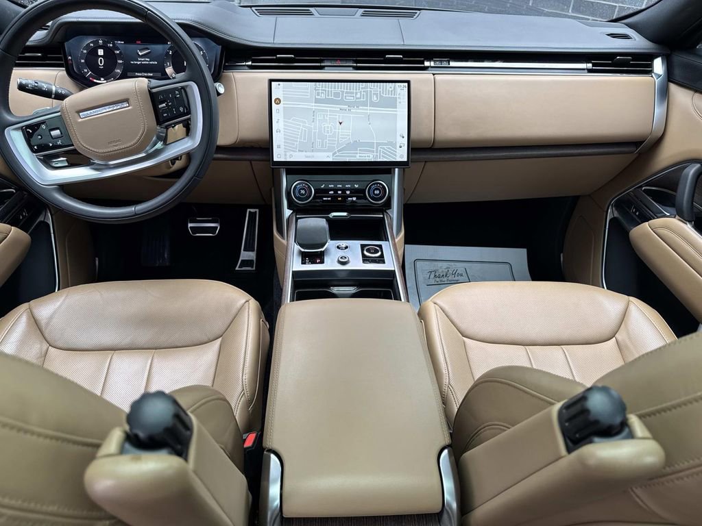 Certified 2023 Land Rover Range Rover SE AWD/4WD image 17