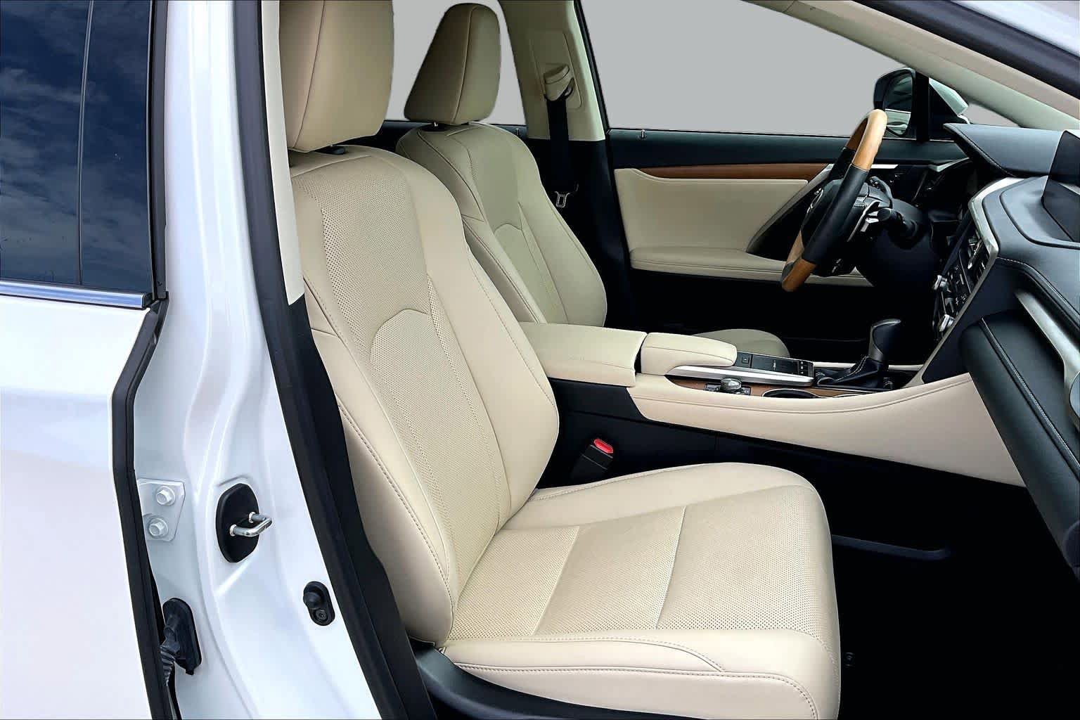 Used 2022 Lexus RX 350 FWD w/ Premium Package image 9