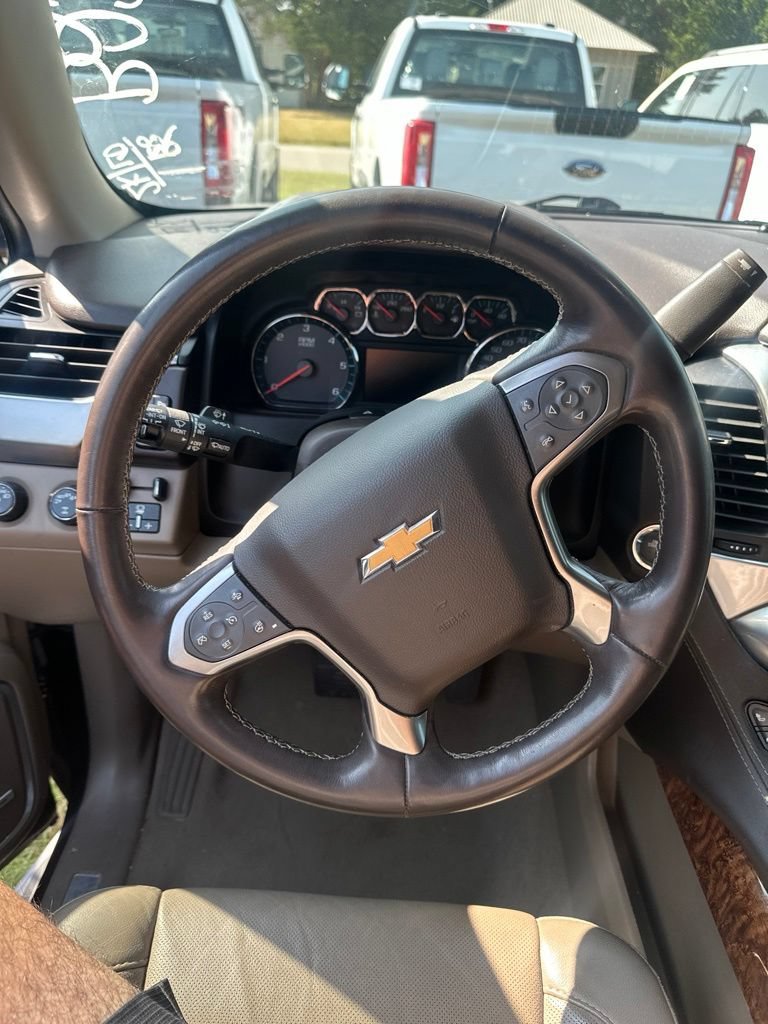 Used 2020 Chevrolet Suburban Premier w/ RST 6.2L Performance Edition AWD/4WD image 16