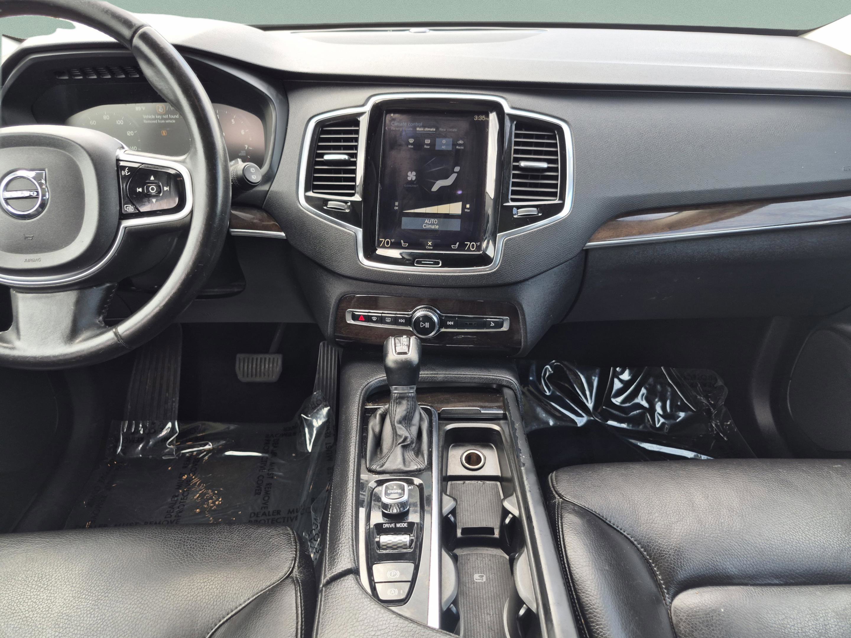 Used 2017 Volvo XC90 T6 Momentum w/ Vision Package AWD/4WD image 29