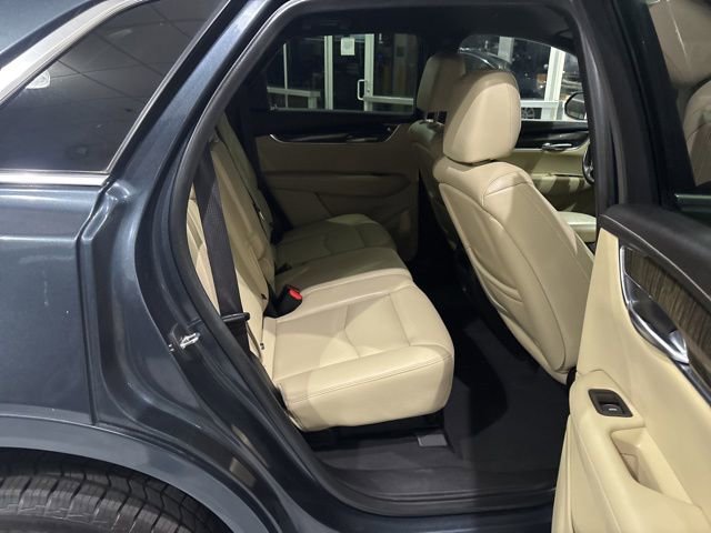 Used 2019 Cadillac XT5 AWD image 33