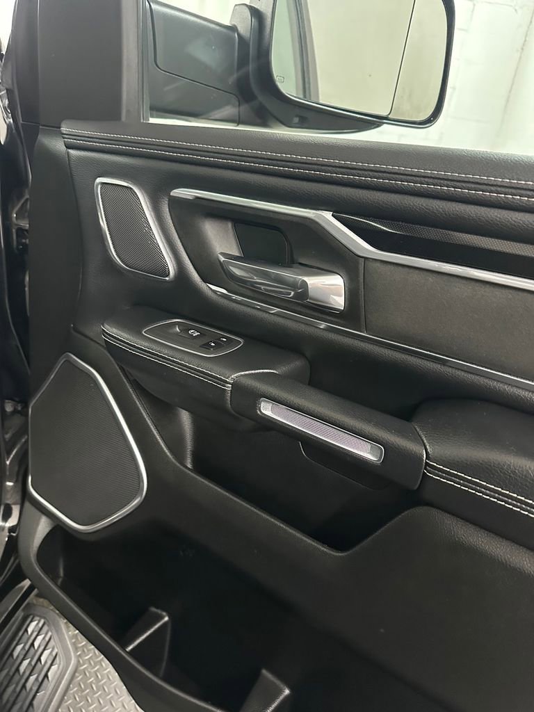 Used 2022 RAM 1500 Laramie w/ Night Edition AWD/4WD image 37