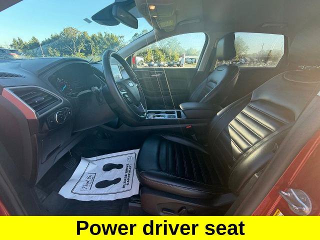 Certified 2022 Ford Edge SEL w/ Convenience Package AWD/4WD image 9