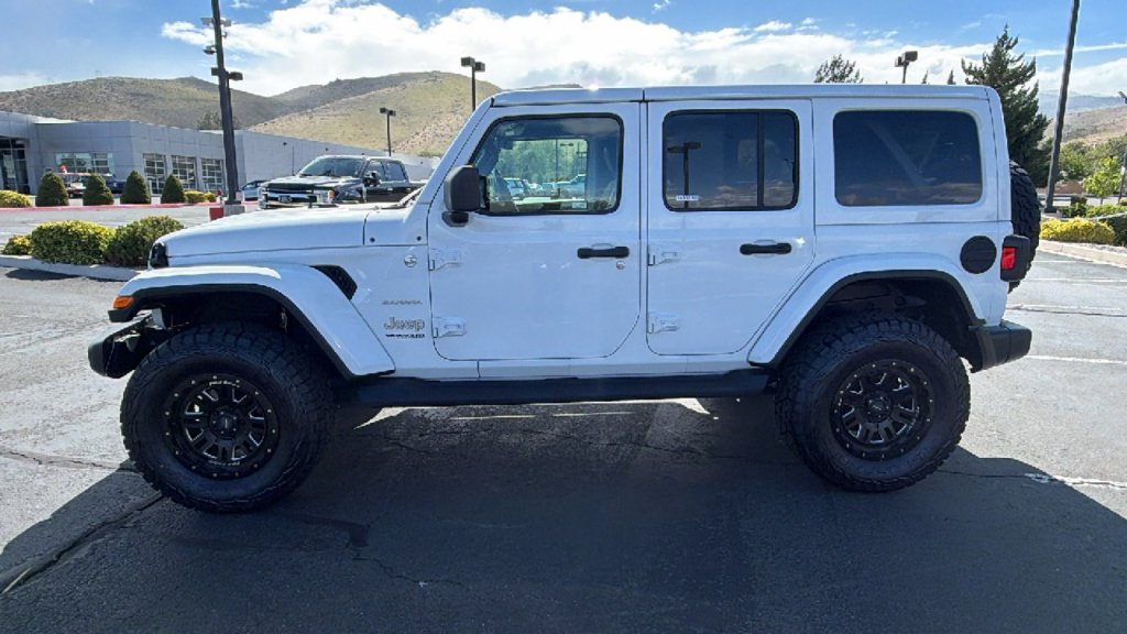 Used 2020 Jeep Wrangler Unlimited Sahara AWD/4WD image 6