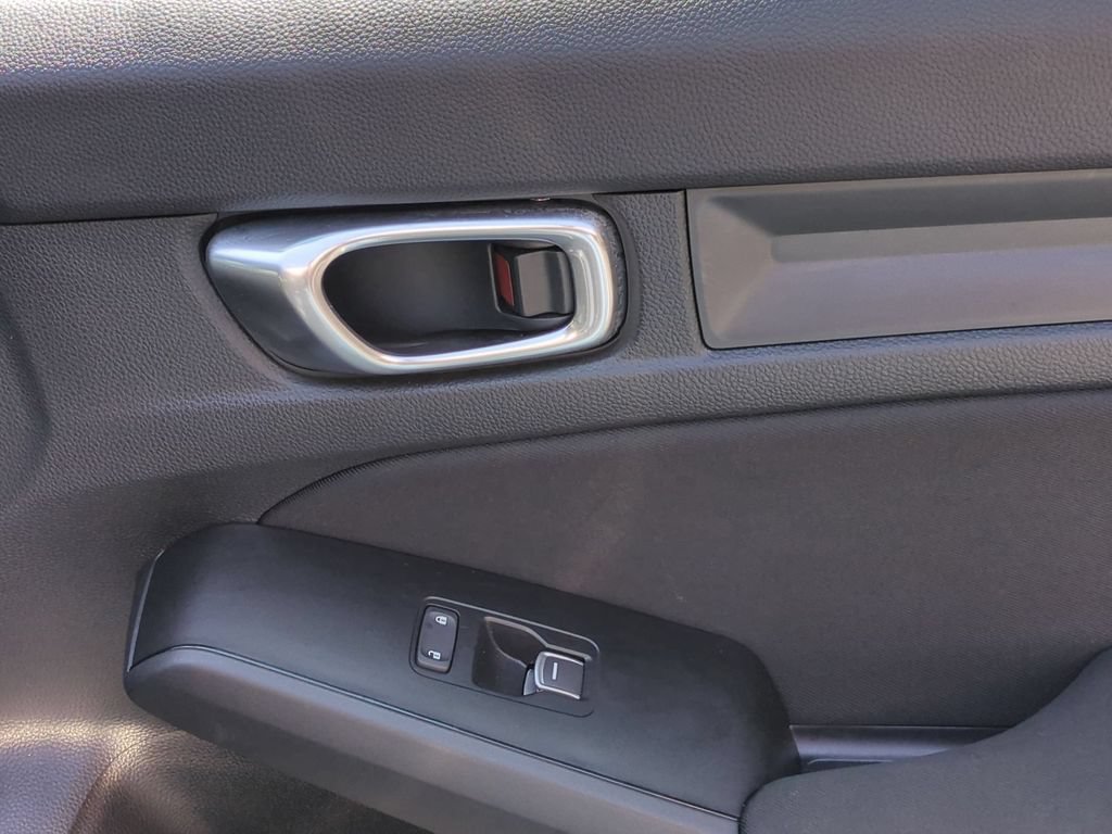 Used 2025 Honda Civic Sport image 33