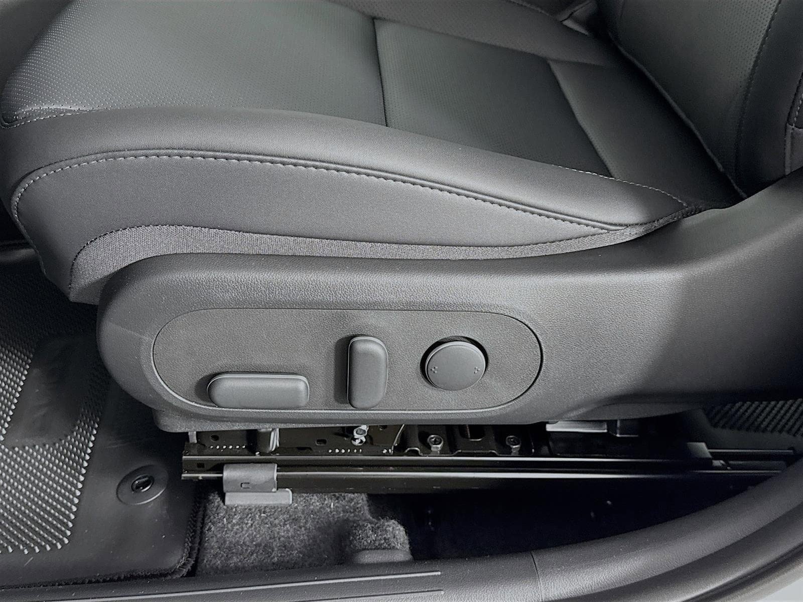 New 2026 Hyundai Kona Limited FWD image 22
