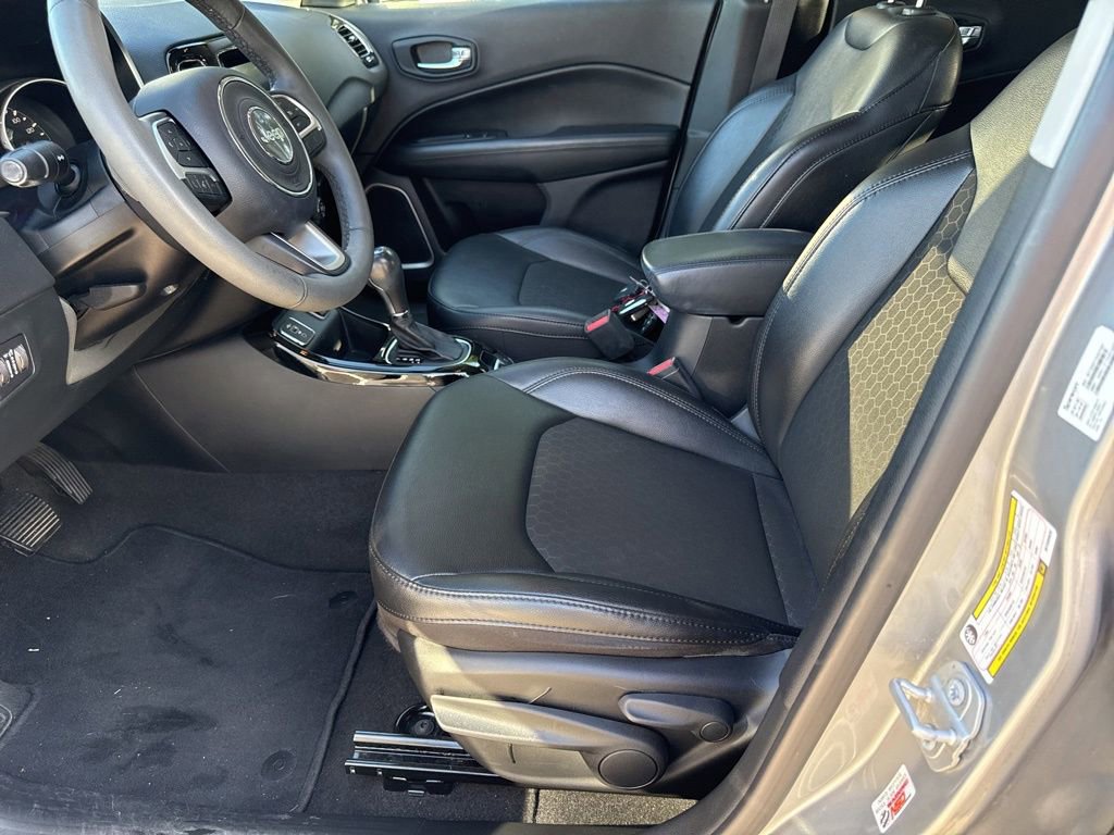 Used 2021 Jeep Compass Latitude w/ Sun and Sound Group FWD image 6