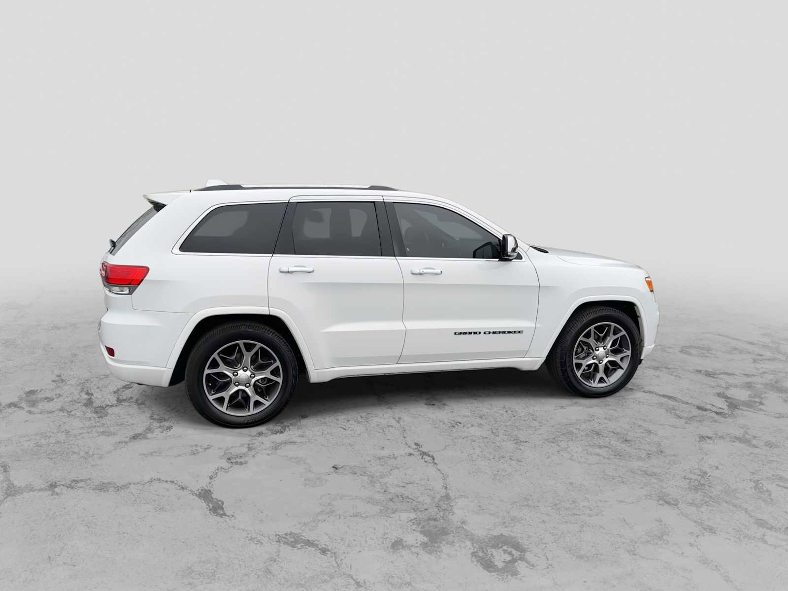 Used 2020 Jeep Grand Cherokee Overland image 9