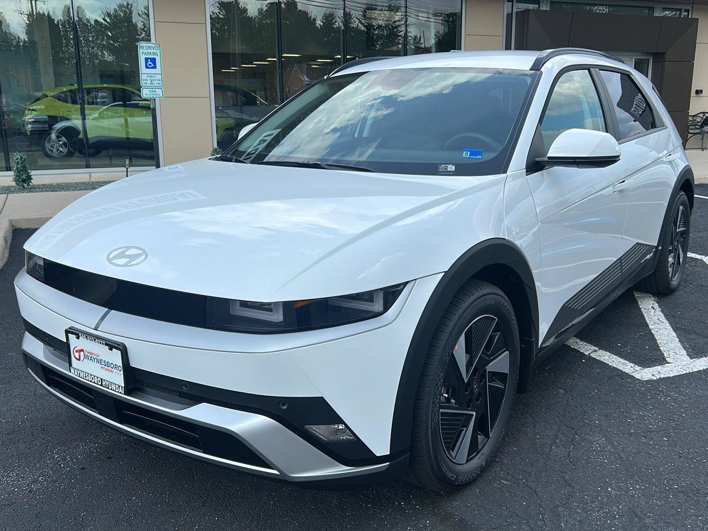 New 2027 Hyundai Ioniq 5 SEL AWD/4WD image 2