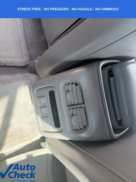 Used 2003 Cadillac De Ville DHS w/ Safety & Security Package image 16
