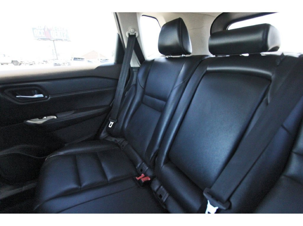 Used 2022 Nissan Rogue SL FWD image 12
