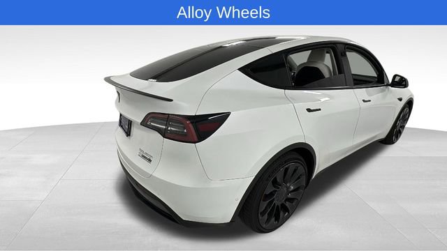 Used 2022 Tesla Model Y Performance image 3