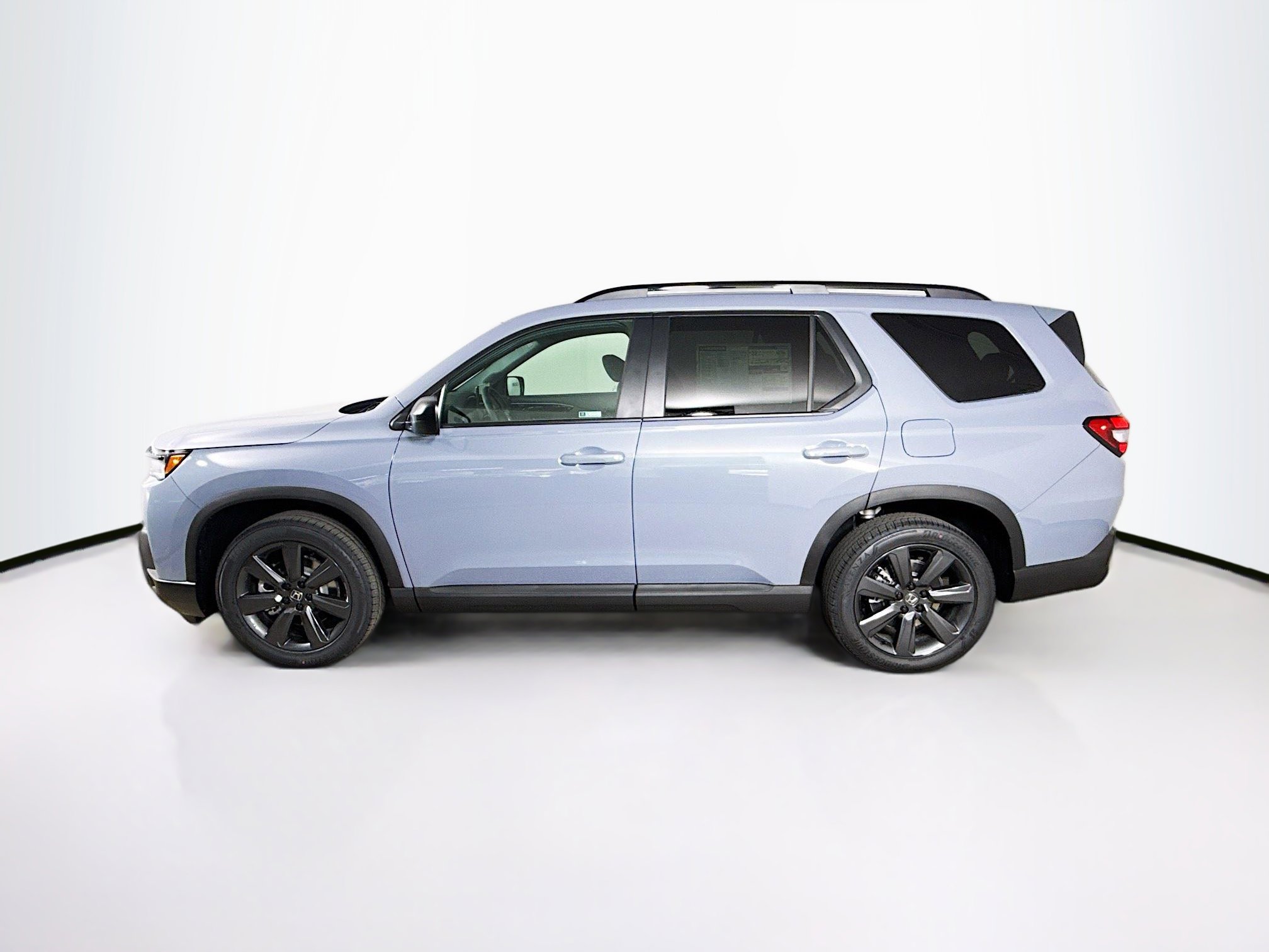 New 2026 Honda Pilot Sport image 7