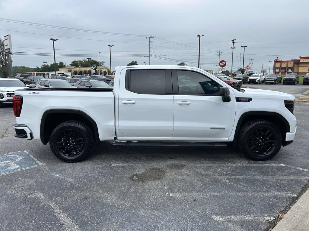 Used 2024 GMC Sierra 1500 Elevation w/ X31 Off-Road Package AWD/4WD image 2