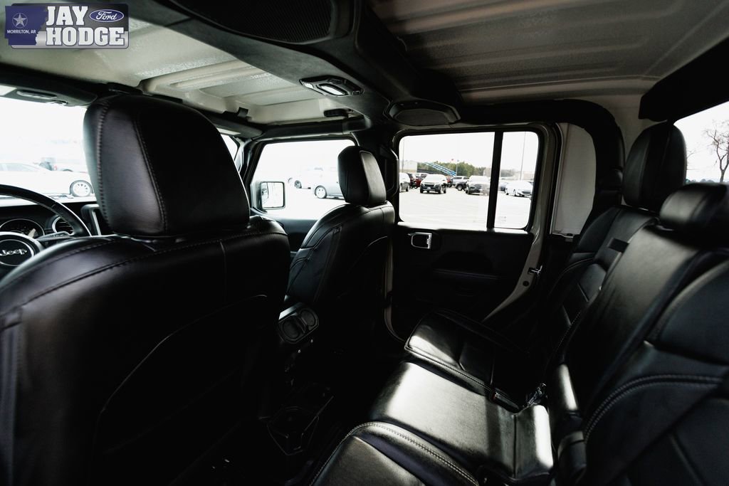 Used 2020 Jeep Gladiator Overland w/ Cold Weather Group image 31