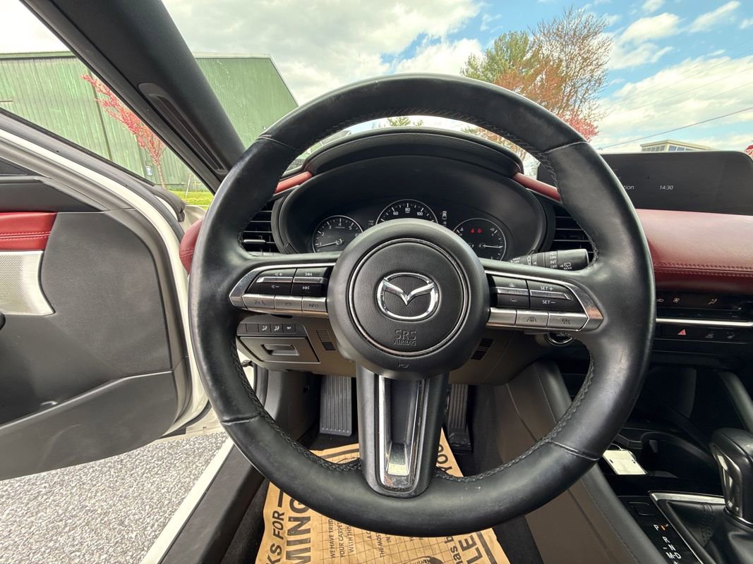Used 2021 MAZDA MAZDA3 Hatchback w/ Appearance Package AWD/4WD image 18