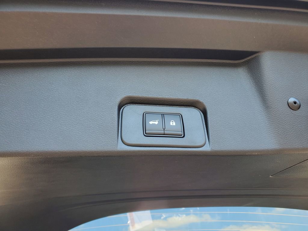 New 2026 Nissan Rogue SV image 9