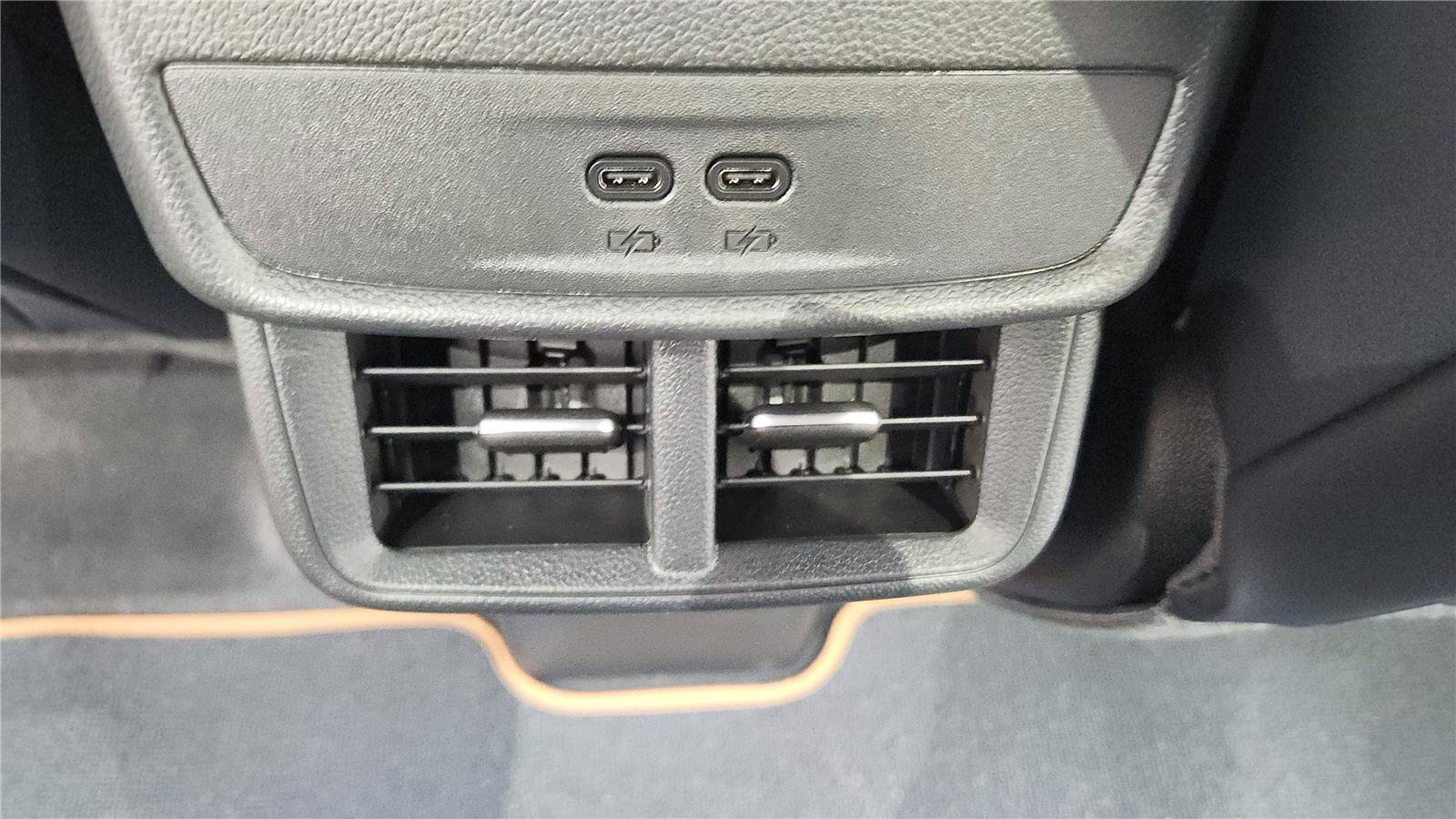 New 2026 GMC Terrain AT4 AWD/4WD image 25