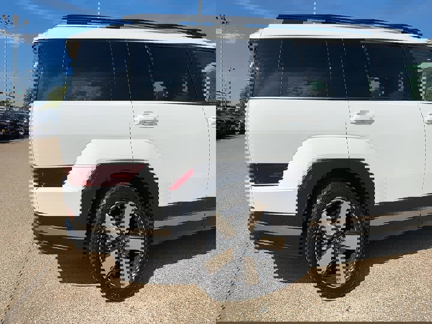 Used 2024 Hyundai Santa Fe Limited image 9