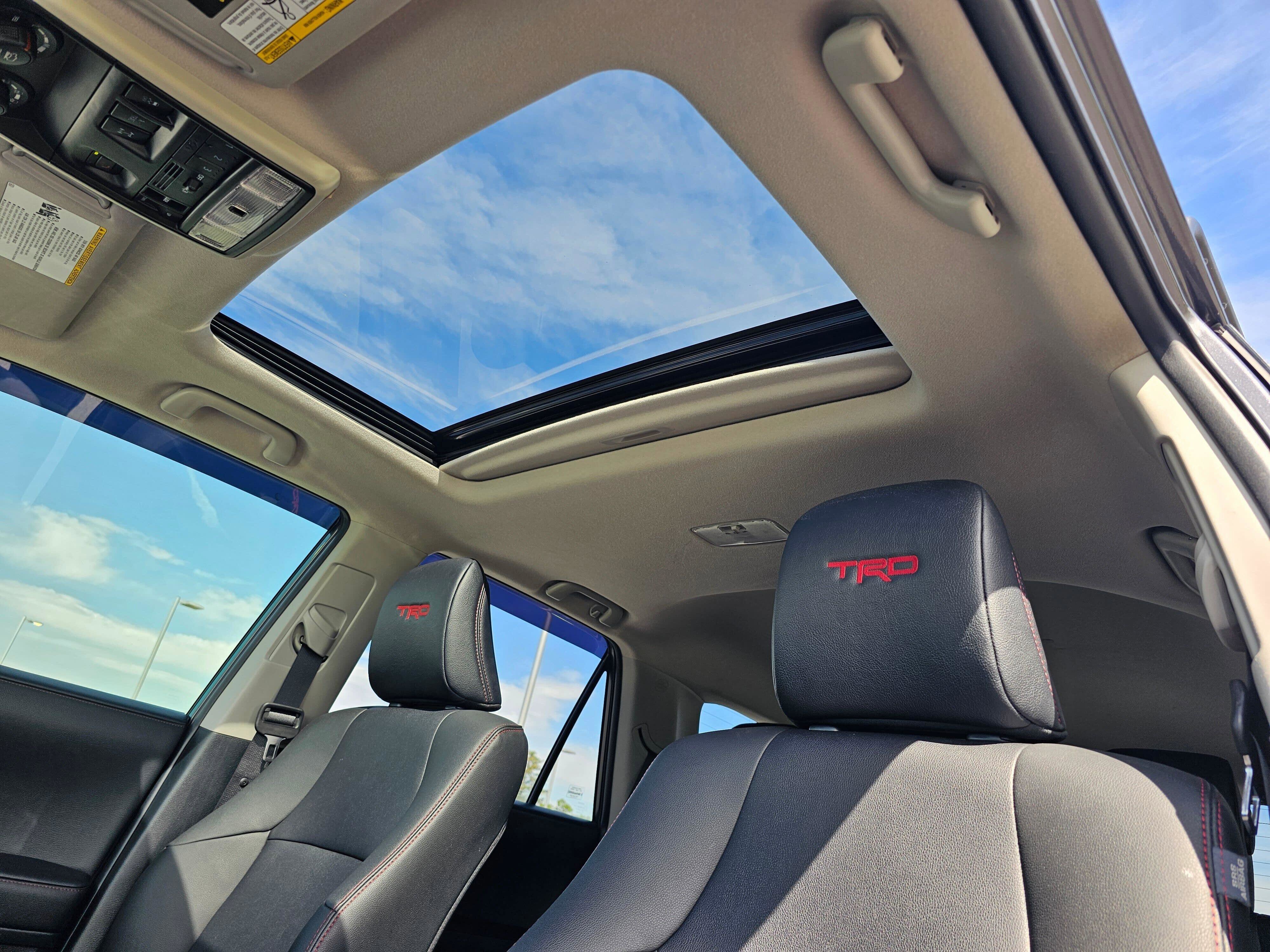 Used 2020 Toyota 4Runner Venture w/ Moonroof Package AWD/4WD image 29