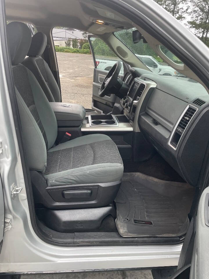 Used 2015 RAM 1500 Outdoorsman AWD/4WD image 29