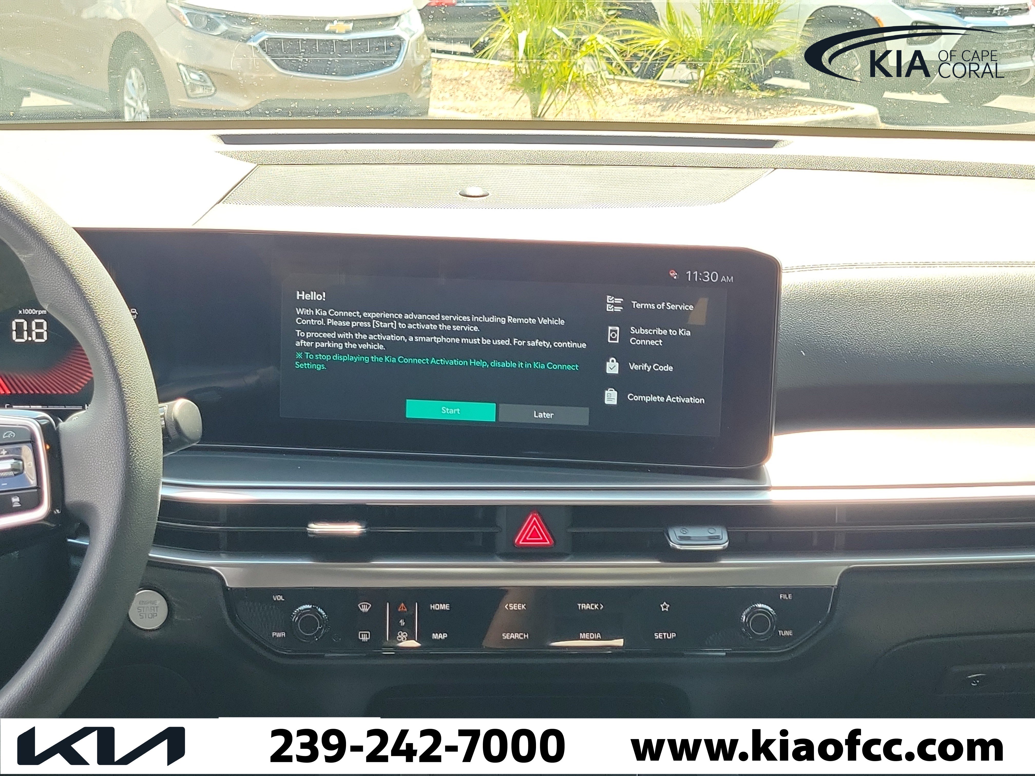 Certified 2025 Kia Sorento LX FWD image 20