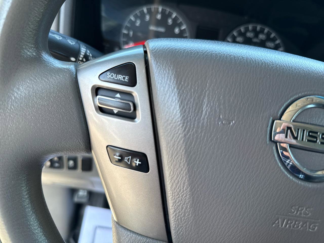 Used 2016 Nissan NV 2500 SV image 12