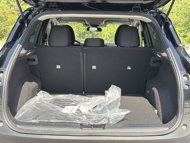 Certified 2026 Nissan Kicks SV w/ SV Premium Package FWD image 25