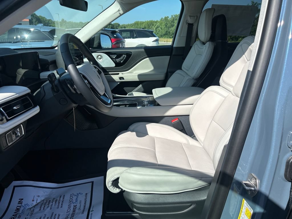 New 2026 Lincoln Aviator Reserve AWD/4WD image 11