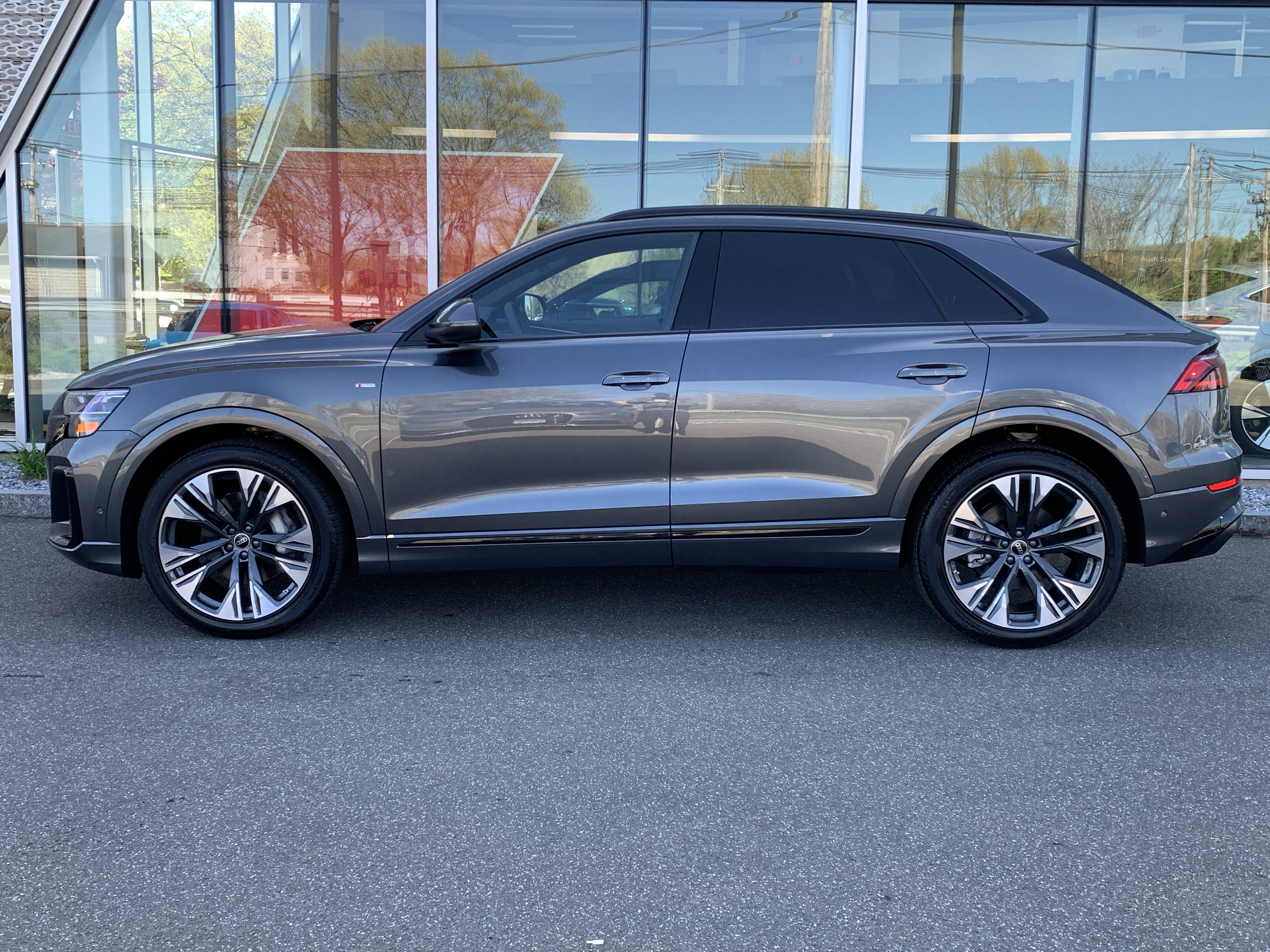 New 2026 Audi Q8 Premium Plus AWD/4WD image 2