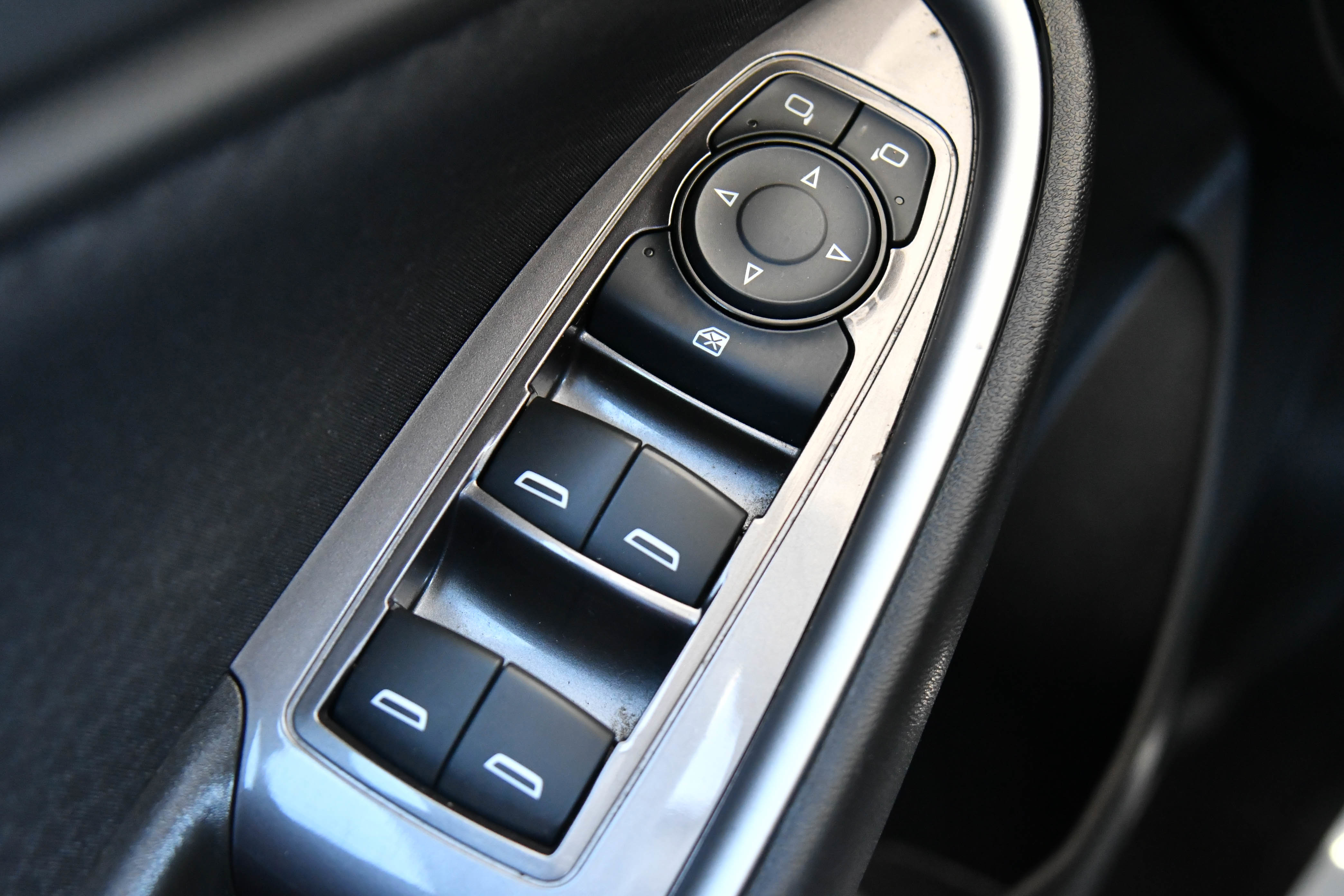 Used 2023 Chevrolet Malibu RS image 31