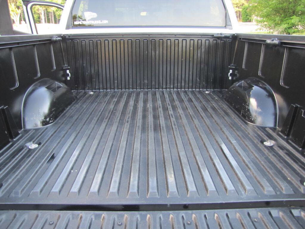 Used 2023 Toyota Tundra SR5 AWD/4WD image 31