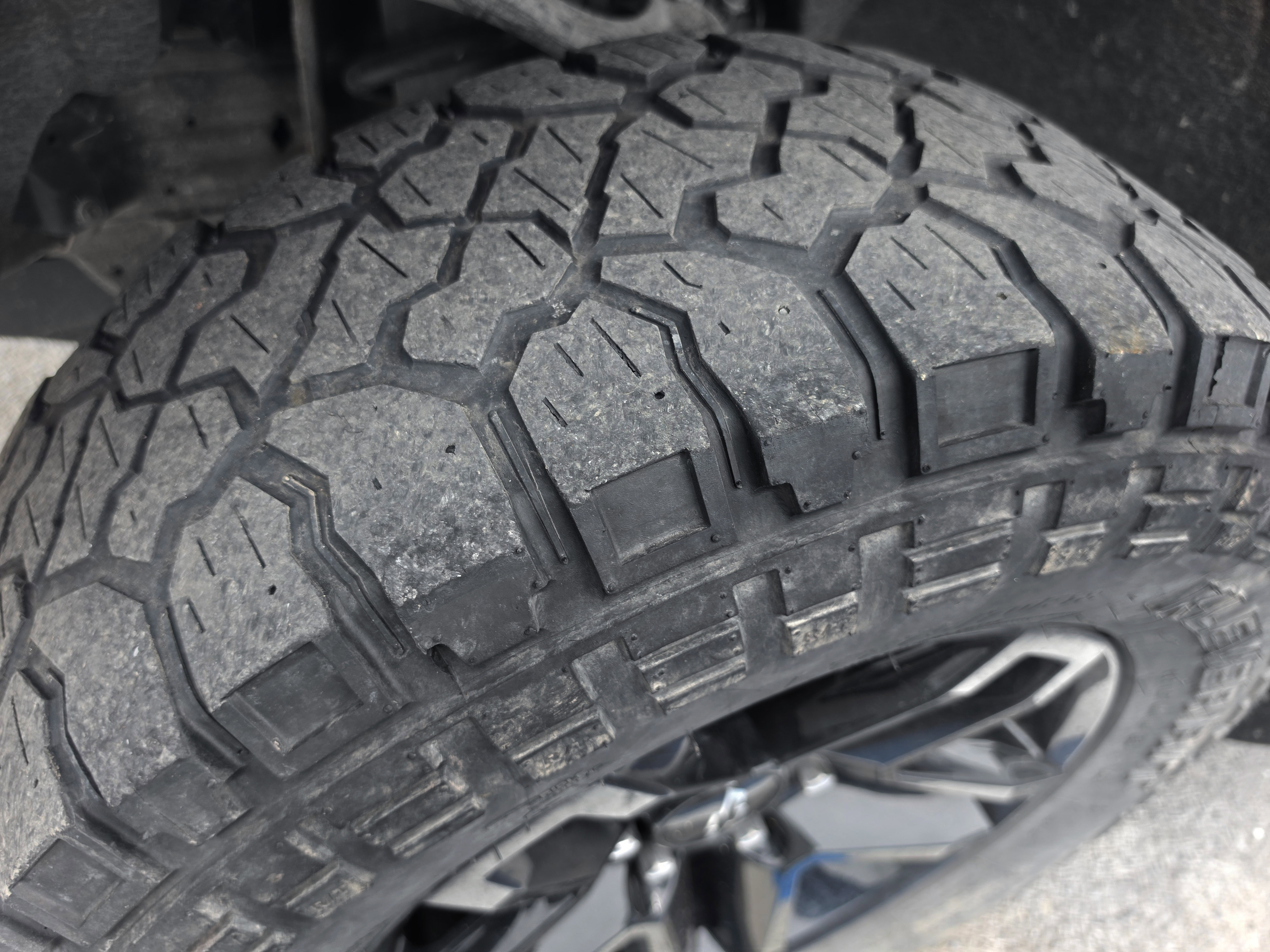 Used 2020 Chevrolet Silverado 1500 LT Trail Boss AWD/4WD image 11