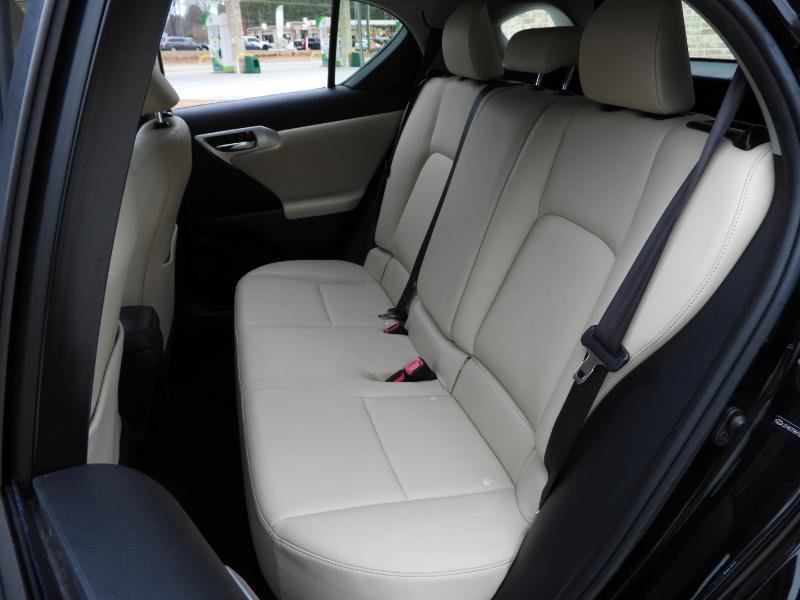 Used 2013 Lexus CT 200h w/ Premium Pkg w/Backup Camera image 32