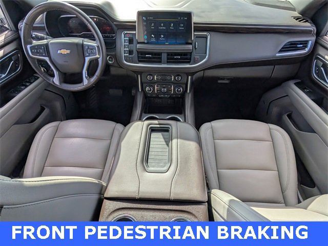 Used 2022 Chevrolet Suburban LT w/ Luxury Package image 8