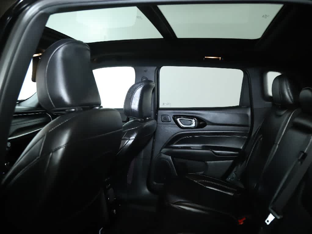 Certified 2023 Jeep Compass High Altitude AWD/4WD image 15