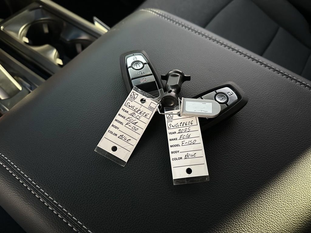 New 2025 Ford F150 Lightning XLT image 72