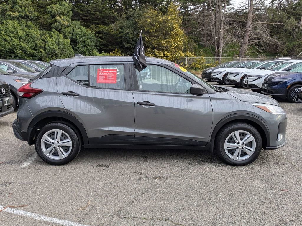Certified 2025 Nissan Kicks Play S image 2