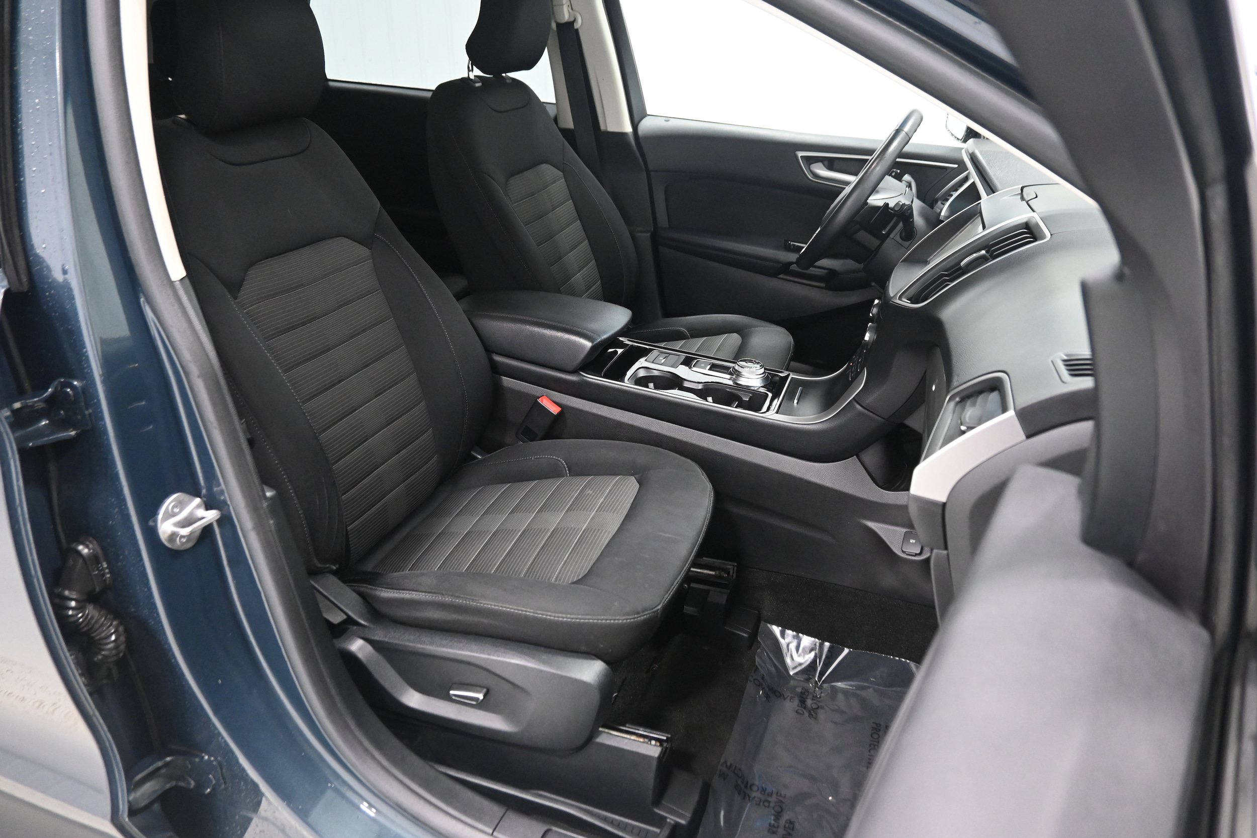 Used 2019 Ford Edge SEL AWD/4WD image 26