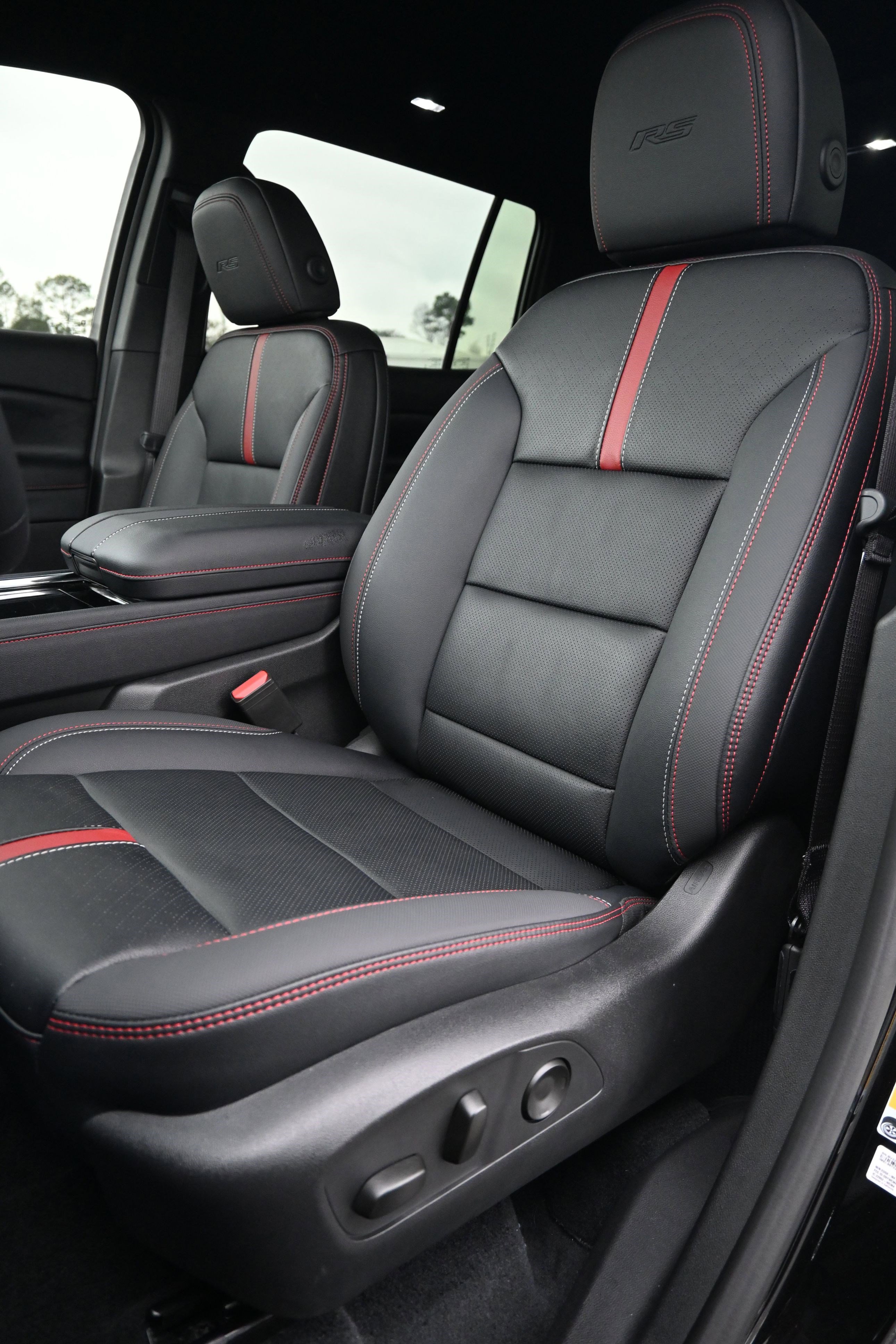 Used 2026 Chevrolet Traverse RS w/ LPO, Floor Liner Package image 18