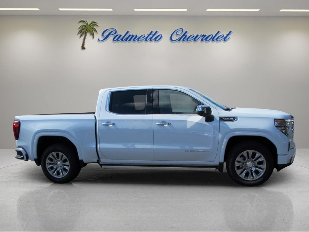Used 2026 GMC Sierra 1500 Denali w/ Technology Package AWD/4WD image 2
