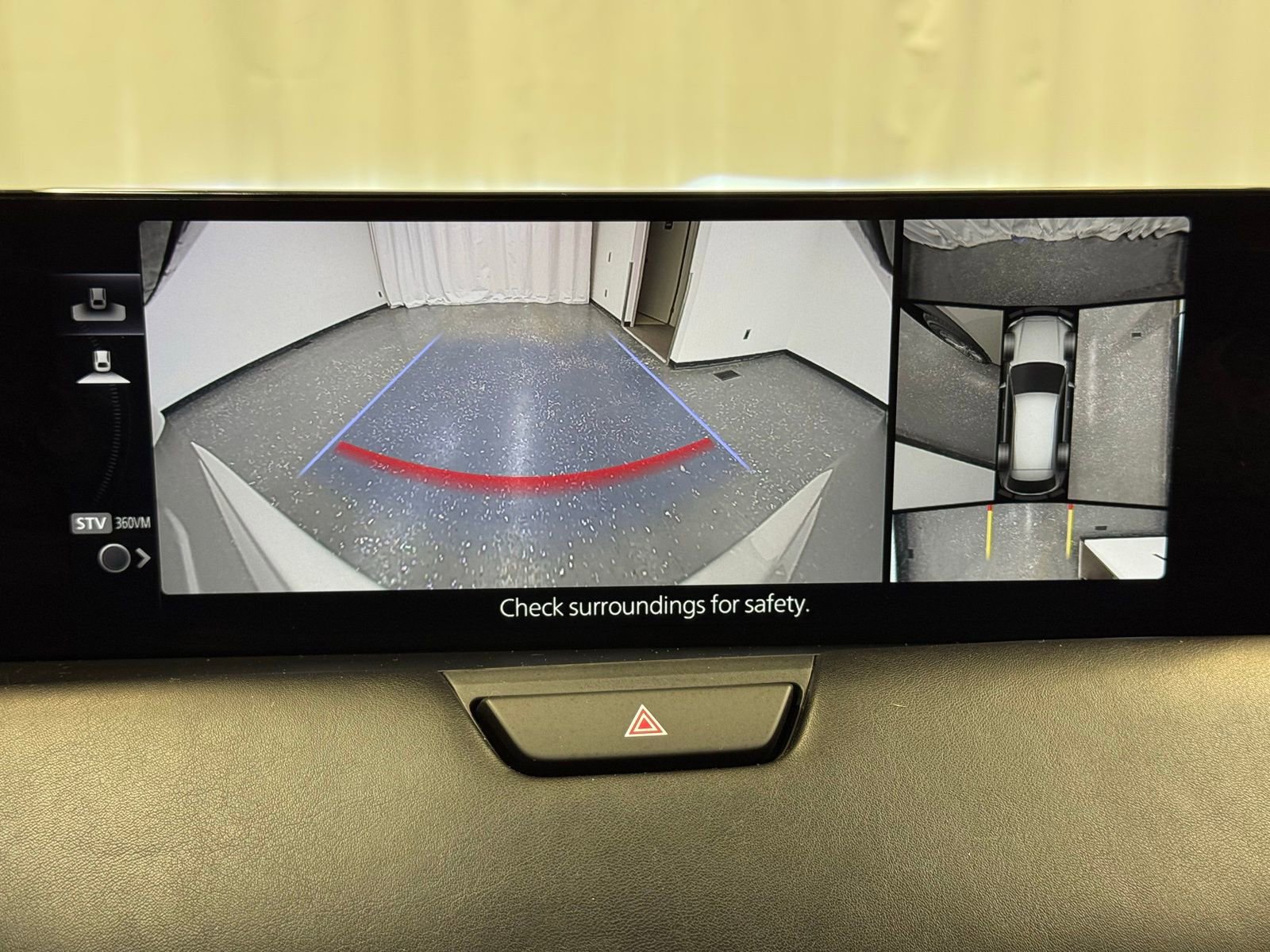 Used 2025 MAZDA CX-90 3.3 Turbo w/ Premium Plus Pkg image 16