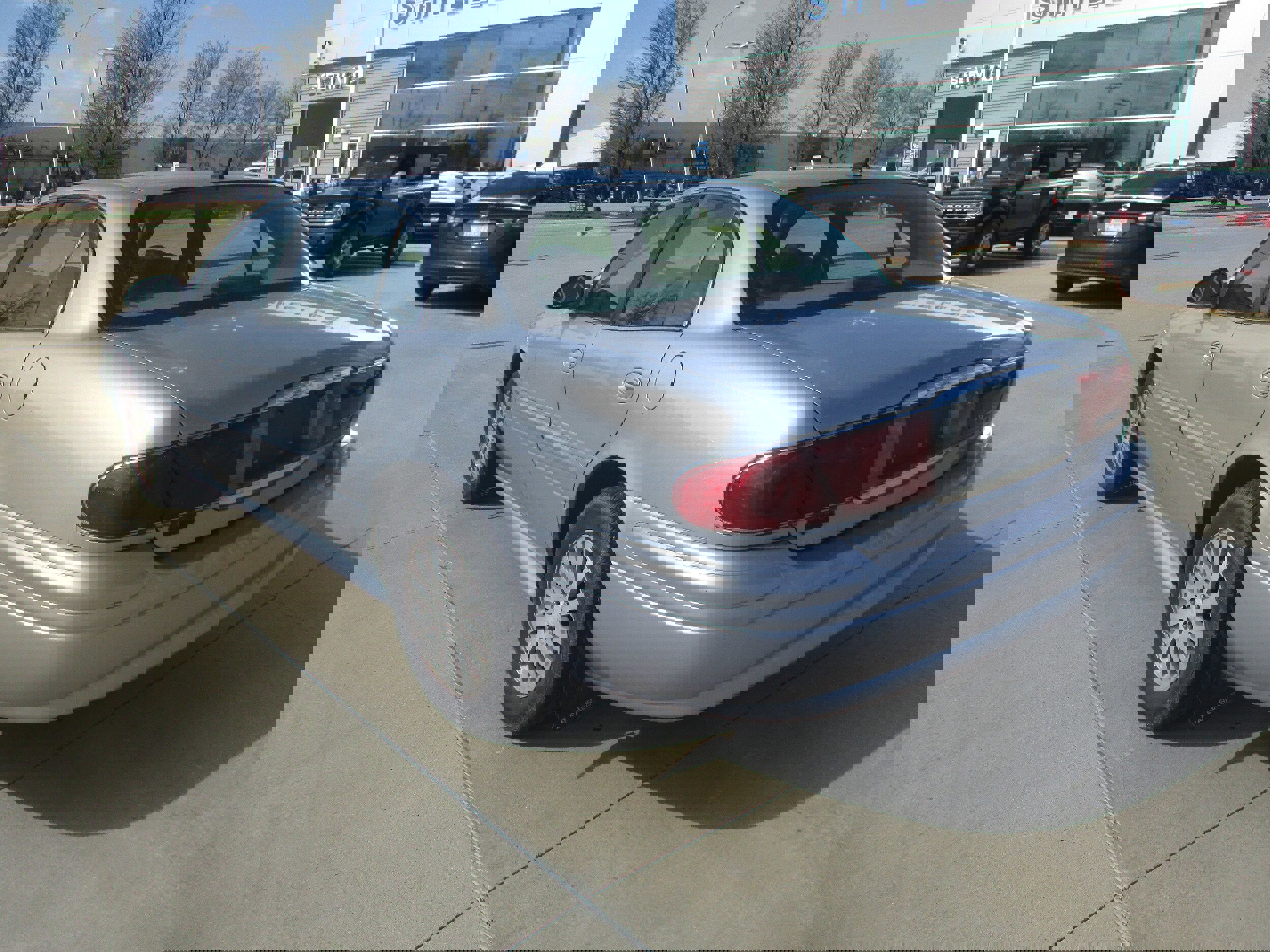 Used 2005 Buick Le Sabre Custom w/ Wheel And Sound Package FWD image 3