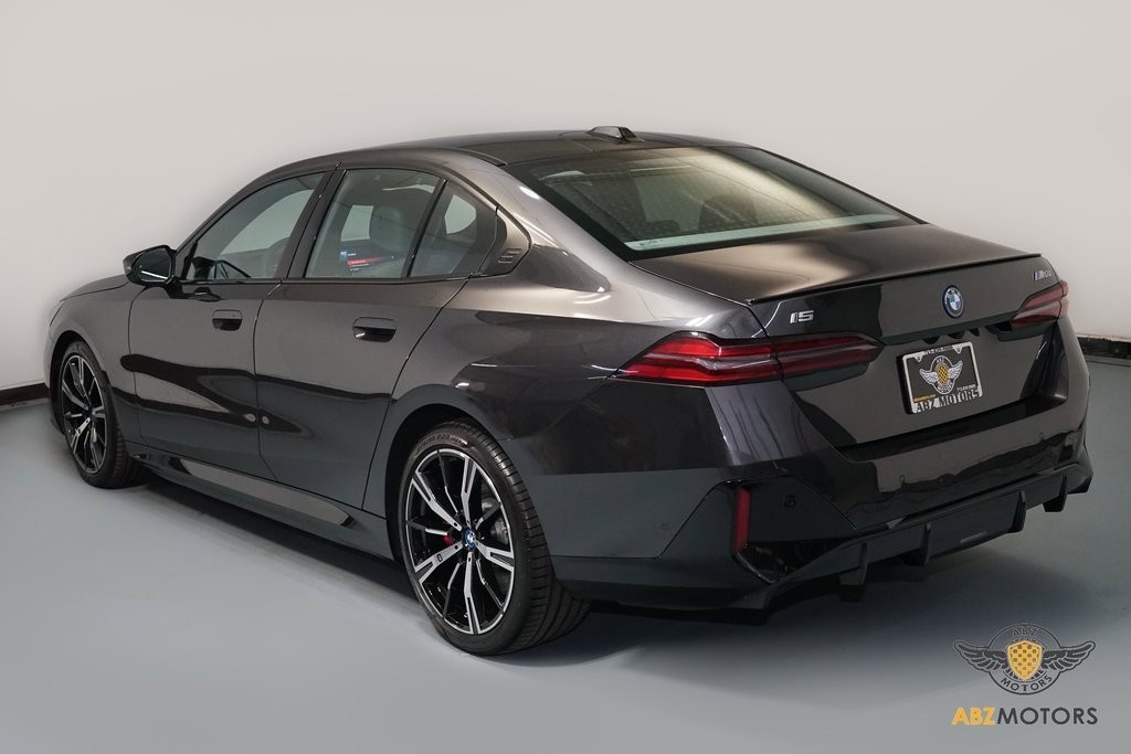 Used 2024 BMW i5 M60 w/ Executive Package image 7