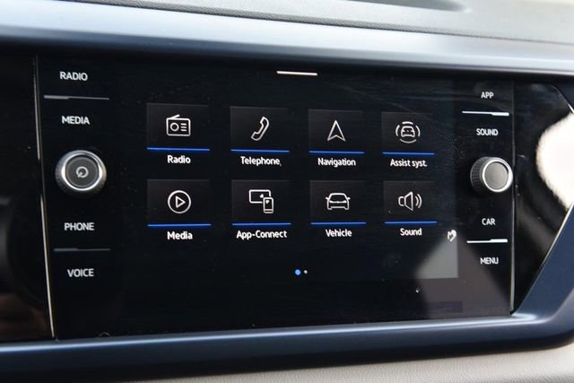 Certified 2023 Volkswagen Taos SE image 13