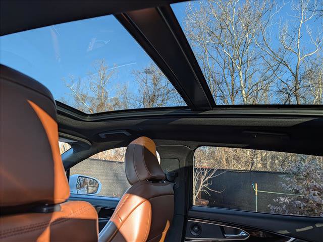 Certified 2022 Lincoln Nautilus Reserve w/ Luxury Package image 27