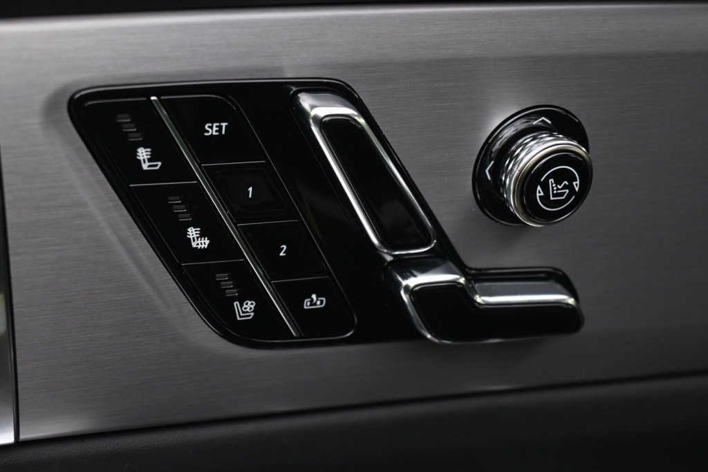New 2026 Cadillac Vistiq Platinum image 14