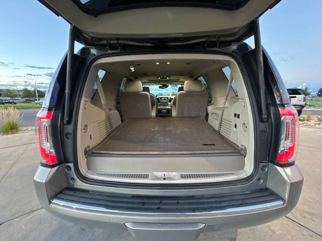 Used 2019 GMC Yukon Denali w/ Denali Ultimate Package AWD/4WD image 32