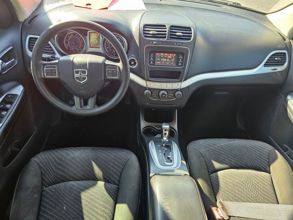 Used 2019 Dodge Journey SE image 23
